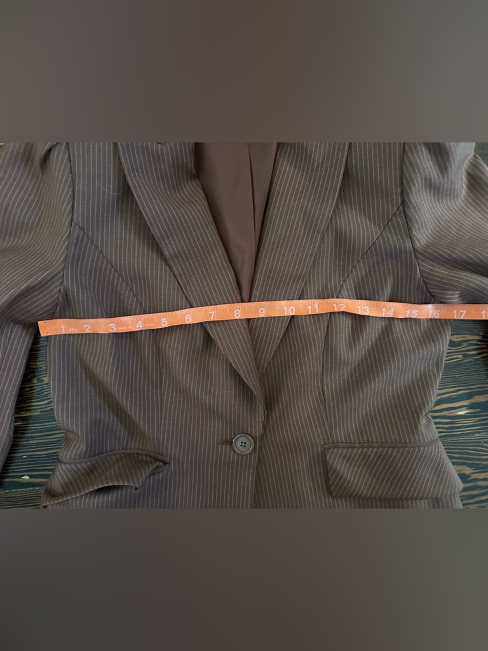 Vintage Y2K Apostrophe Brown Fitted Cropped Blazer Academia Pinstripe Sz 4P - Picture 6 of 8